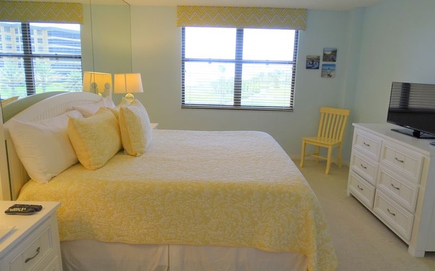 Gulf and Bay Club- A302 8