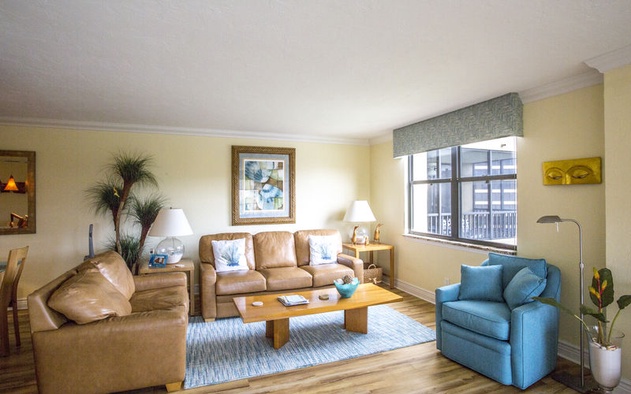 Gulf and Bay Club- D405