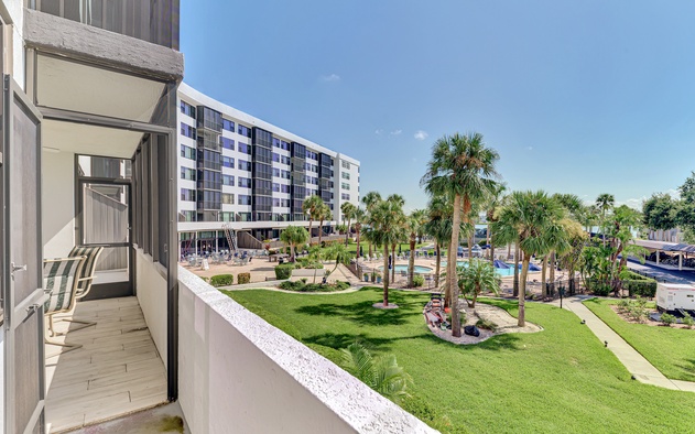 Harbor Towers 230 4