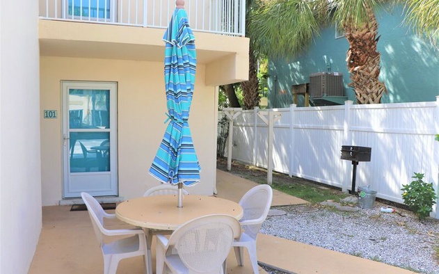 Siesta Beach House #101 10