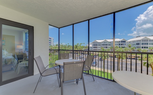 Harbor Towers 308 2