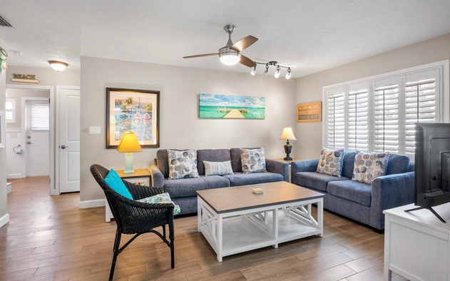 15 SS Cottage 3