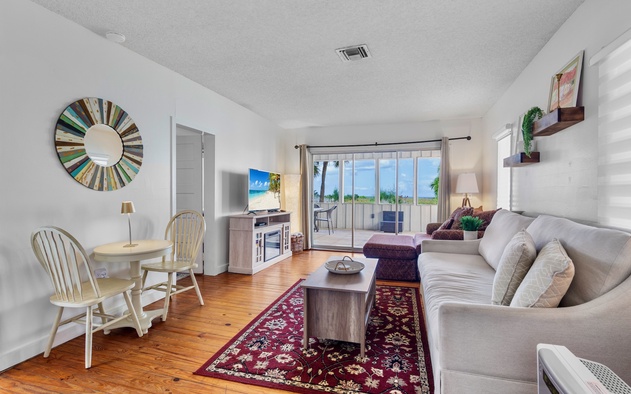 Coastal Cottage 4