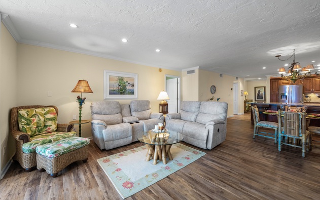 Peppertree Penthouse #803 6