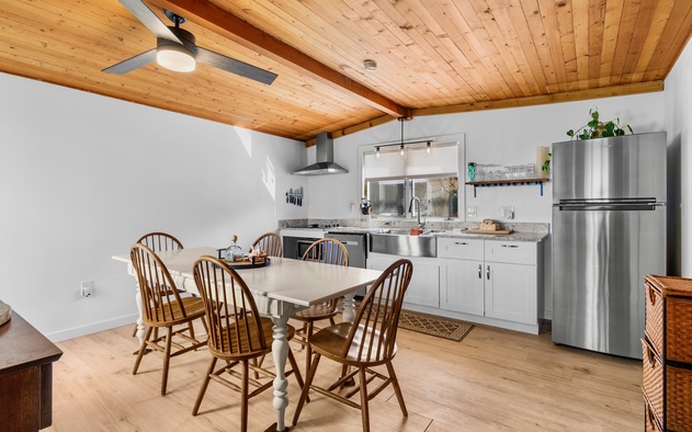 Coastal Cottage 5