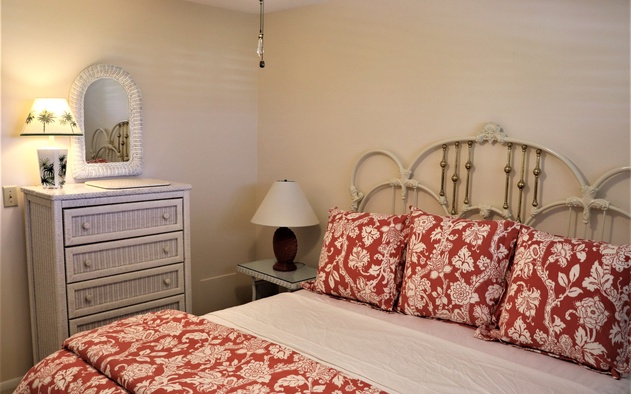 Gulf and Bay Club- E505 8