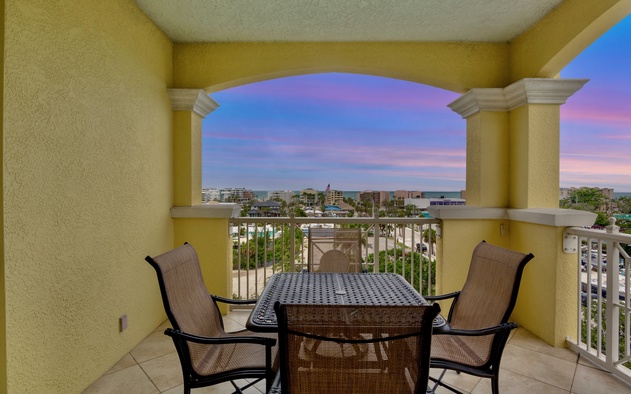 Penthouse Paradise 8