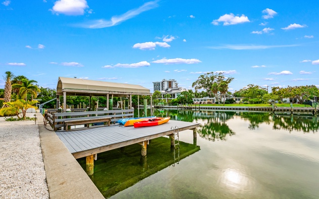 Manatee Cove 9