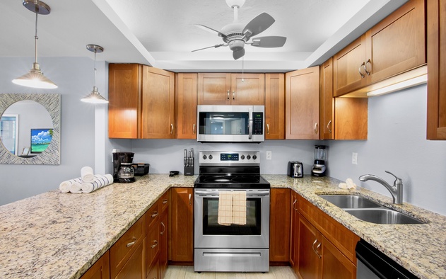 Harbor Towers 212 7