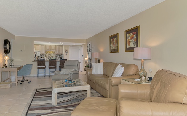 Harbor Towers 628 5