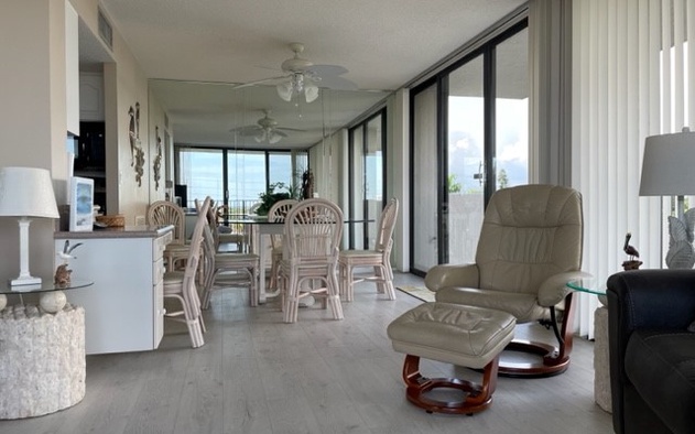 Our House at the Beach W-304 6