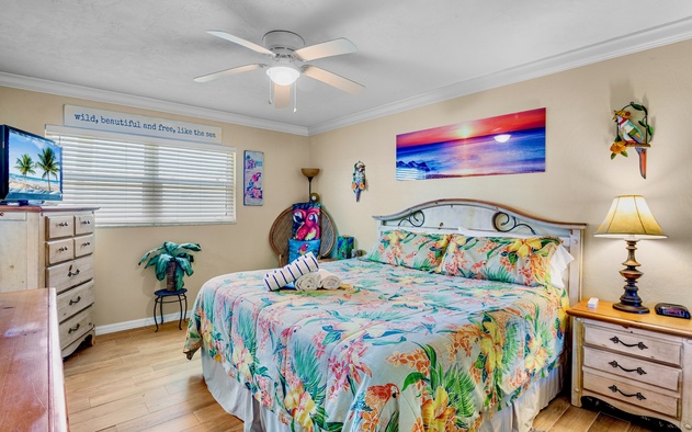 Jamaica Royale 102 10