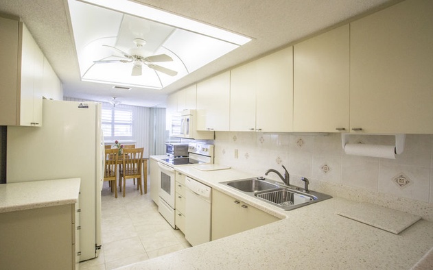 Gulf and Bay Club- E505 2