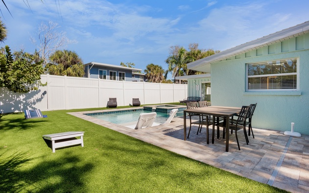 Oceanside Retreat 3