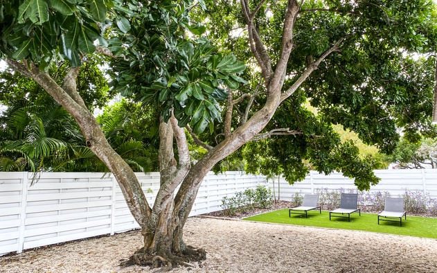 Ringling Cottage 4