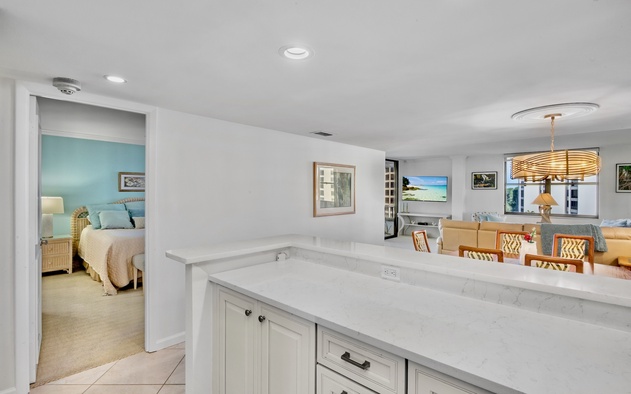 Gulf and Bay Club- B408 8