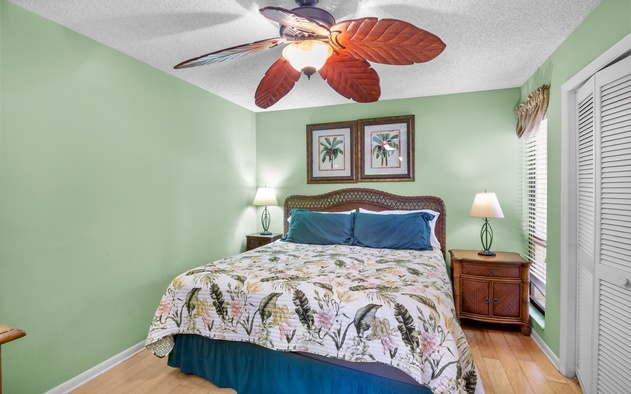 Midnight Cove II 213F 10
