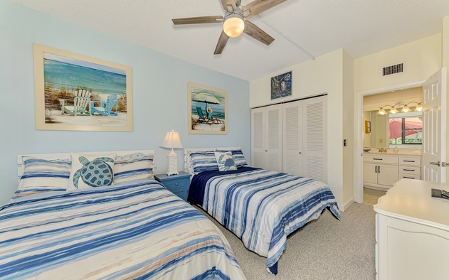 Harbor Towers 125 9
