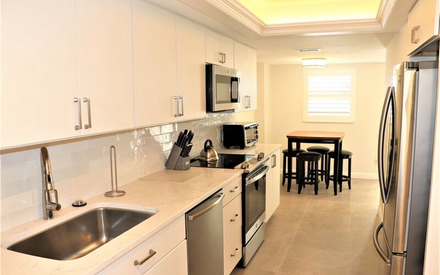 Gulf and Bay Club- B507 4