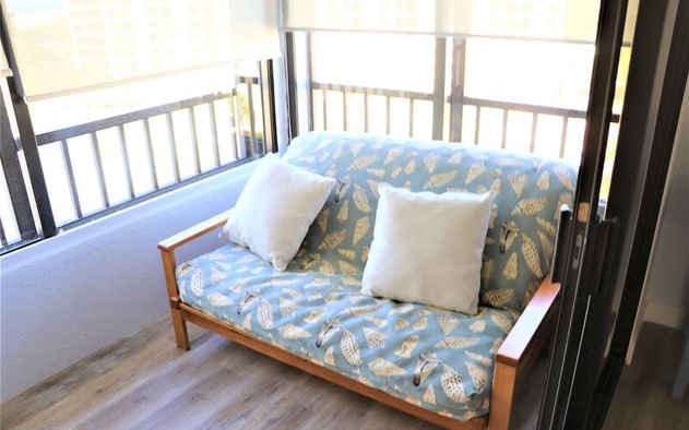 Gulf and Bay Club- B707 9