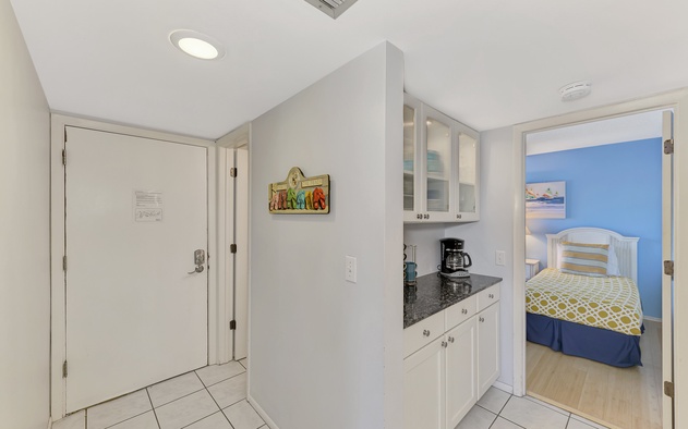 Midnight Cove II 822F 5