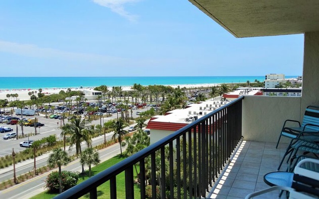 Our House at the Beach W-701 2