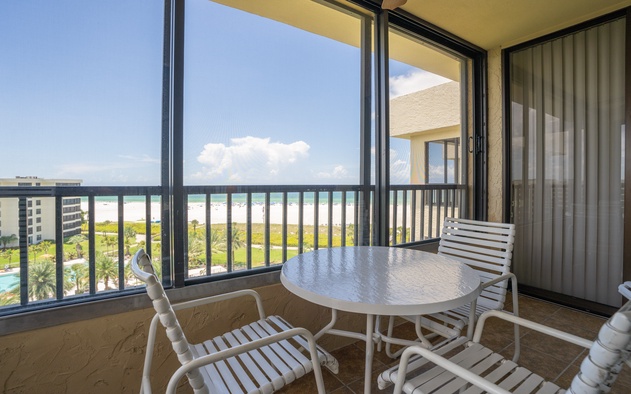 Gulf and Bay Club- E705