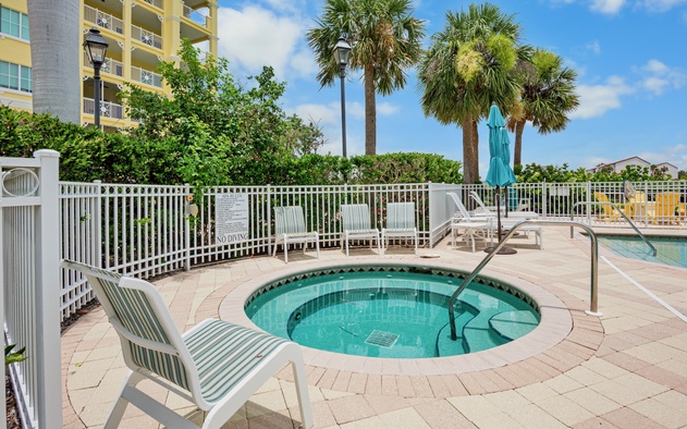 Penthouse Paradise 4