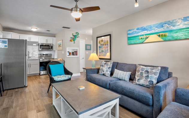 15 SS Cottage 10