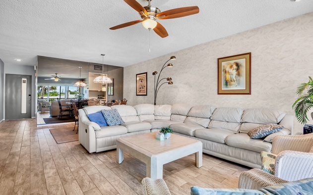 Lido Beach Oasis 6
