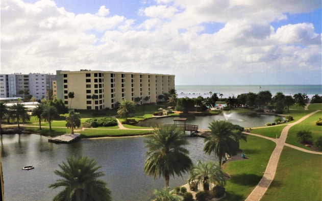 Gulf and Bay Club- D506