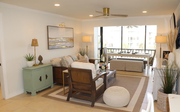 Harbor Towers 417 2