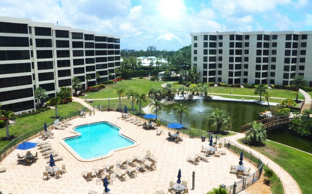 Gulf and Bay Club- D502