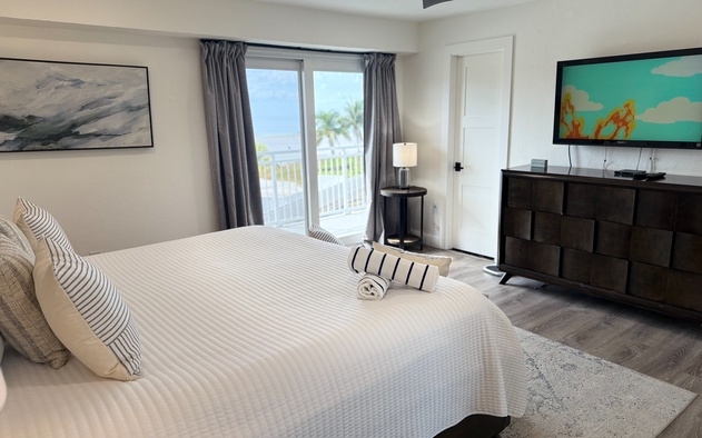 Jamaica Royale 304 6