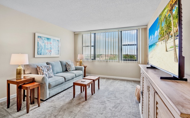 Harbor Towers 501 2