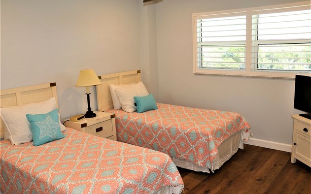 Gulf and Bay Club- C609 10