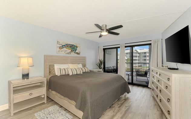Harbor Towers 312 9