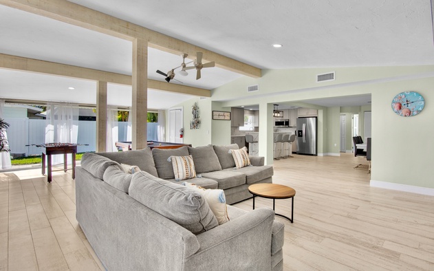 Oceanside Retreat 9