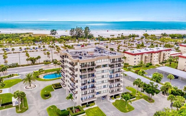 Our House at the Beach W-301 2