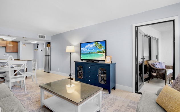 Harbor Towers 212 4