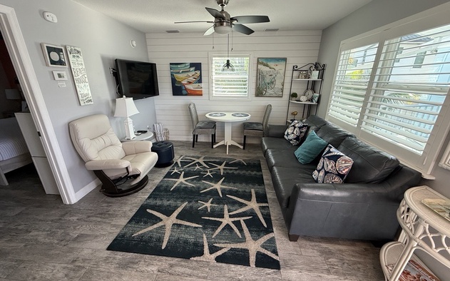 Gulf Holiday Unit 11 2