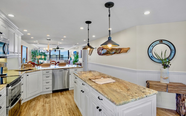 Gulf and Bay Club- E701 8