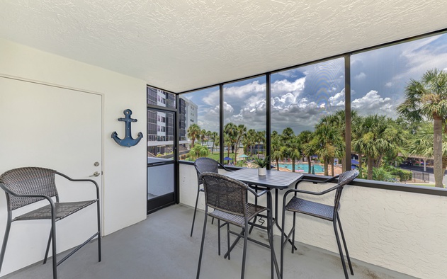 Harbor Towers 231 2