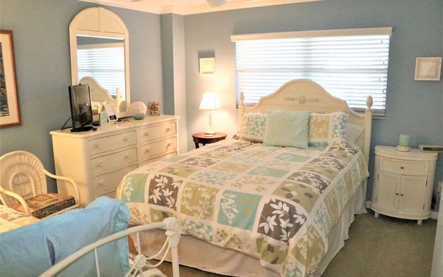 Gulf and Bay Club- E108 10
