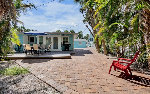 15 SS Cottage