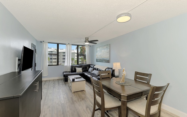 Harbor Towers 312 2