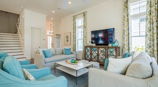 First Floor: Living Room