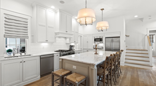 First Floor: Kitchen