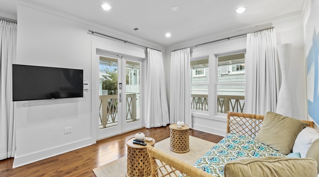 Carriage House: Living Area