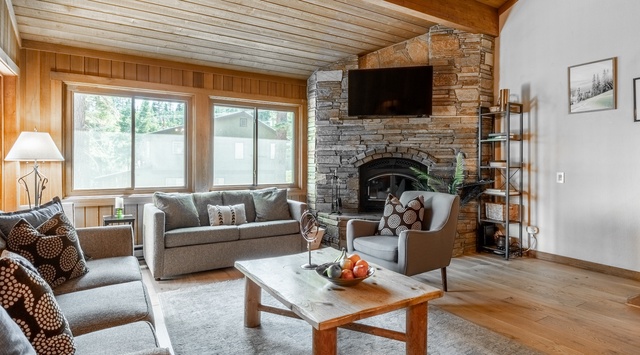 Mountainback 117 Reshoot  VRBO-33